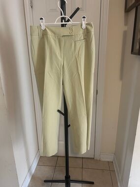 Classic Straight-Leg Capris in Light Chartreuse